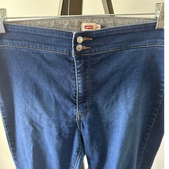 Levi’s Skinny Leg Blue Denim Jeans Size 32 Super Soft Denim - Picture 2 of 12